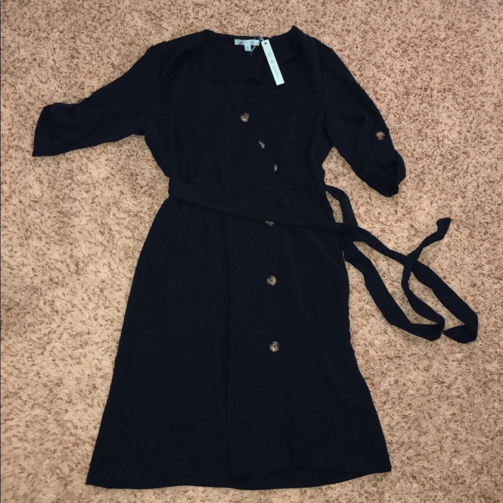 Medium navy blue button up dress